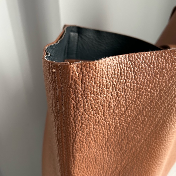 Cuyana Brown Leather Tote Bag - Picture 4 of 11